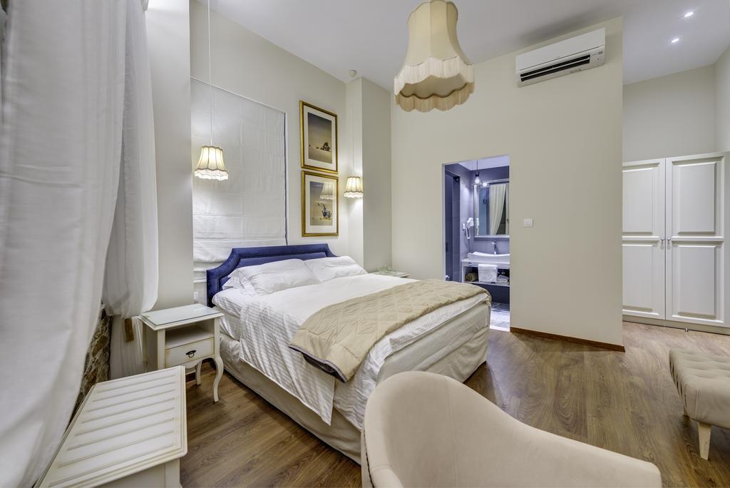 1844 Suites Syros Ermoupoli Exterior foto